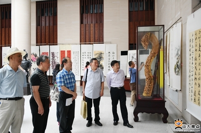 山东大学举办庆祝中华人民共和国成立70周年师生书画展